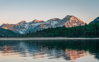 Beautiful lake with mountain in the background